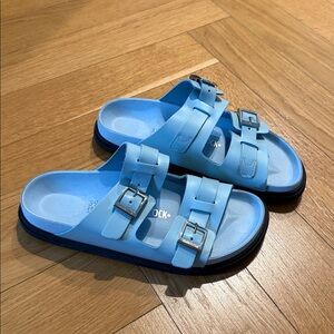 Birkenstock blue leather sandals 39